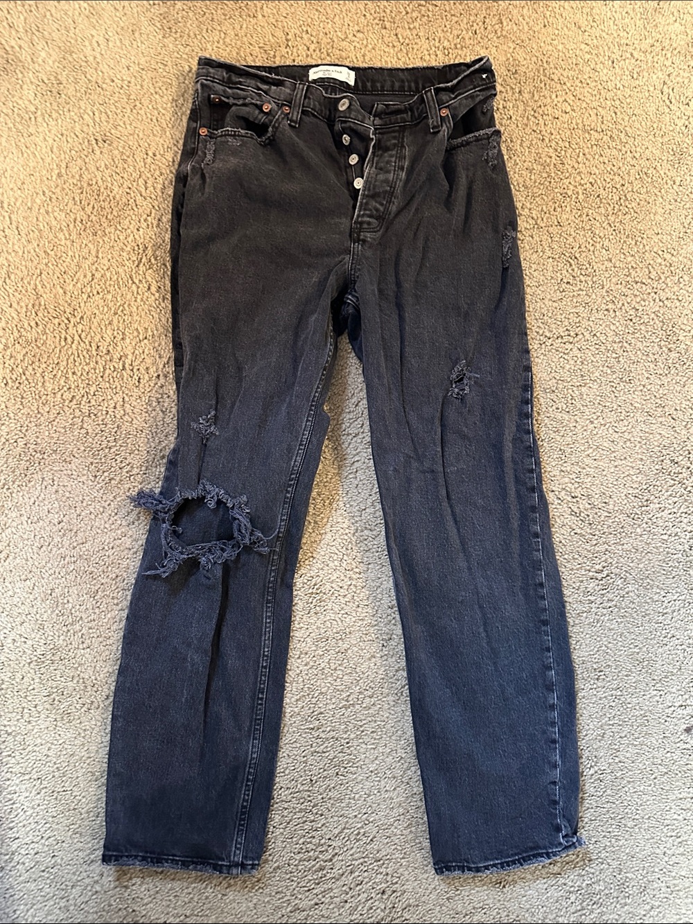Abercrombie and Fitch The Dad high rise jeans size 29 or size 7